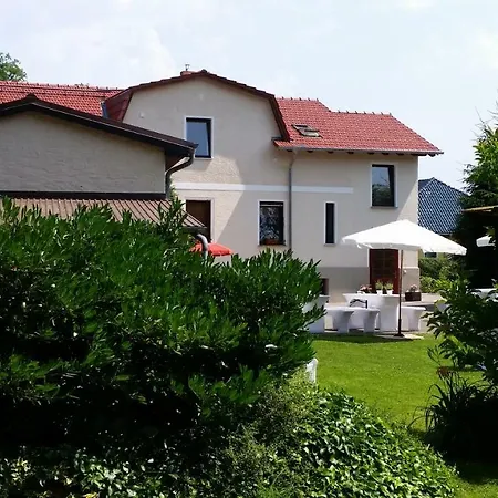 Nocleg ze śniadaniem Mein.lychen 3*