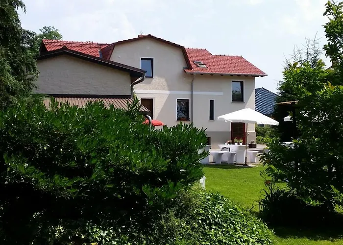 Bed & Breakfast Mein.lychen 3*